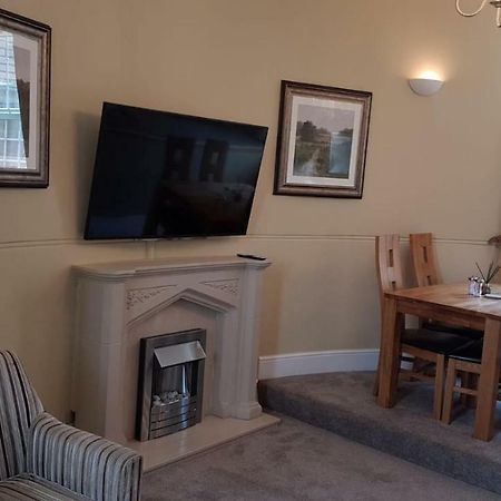 Carnegie Library: Austen Apartment 2 Bedroom 멕스버러 외부 사진