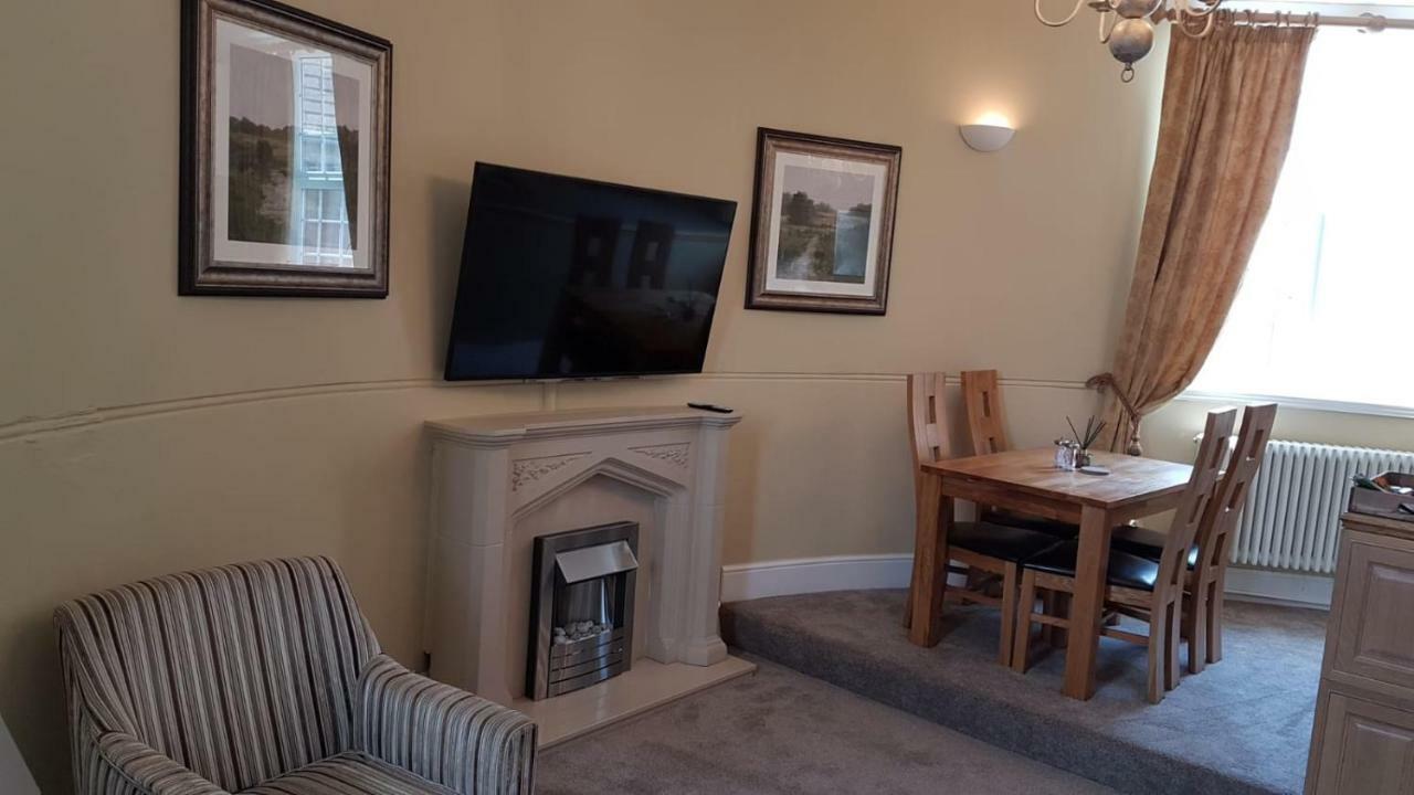 Carnegie Library: Austen Apartment 2 Bedroom 멕스버러 외부 사진